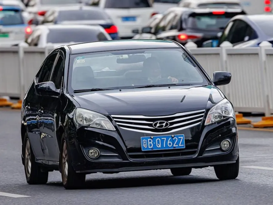 هيونداي النترا 2019 بحالة ممتازة — صورة 3