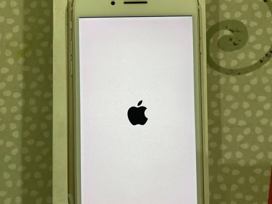 آيفون 15 128 جيجا مستعمل نظيف — صورة 3